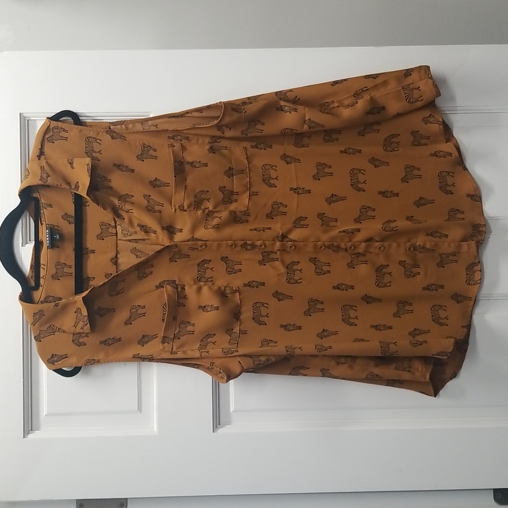 Torrid Zebra 3X Button Down Sleeveless Top